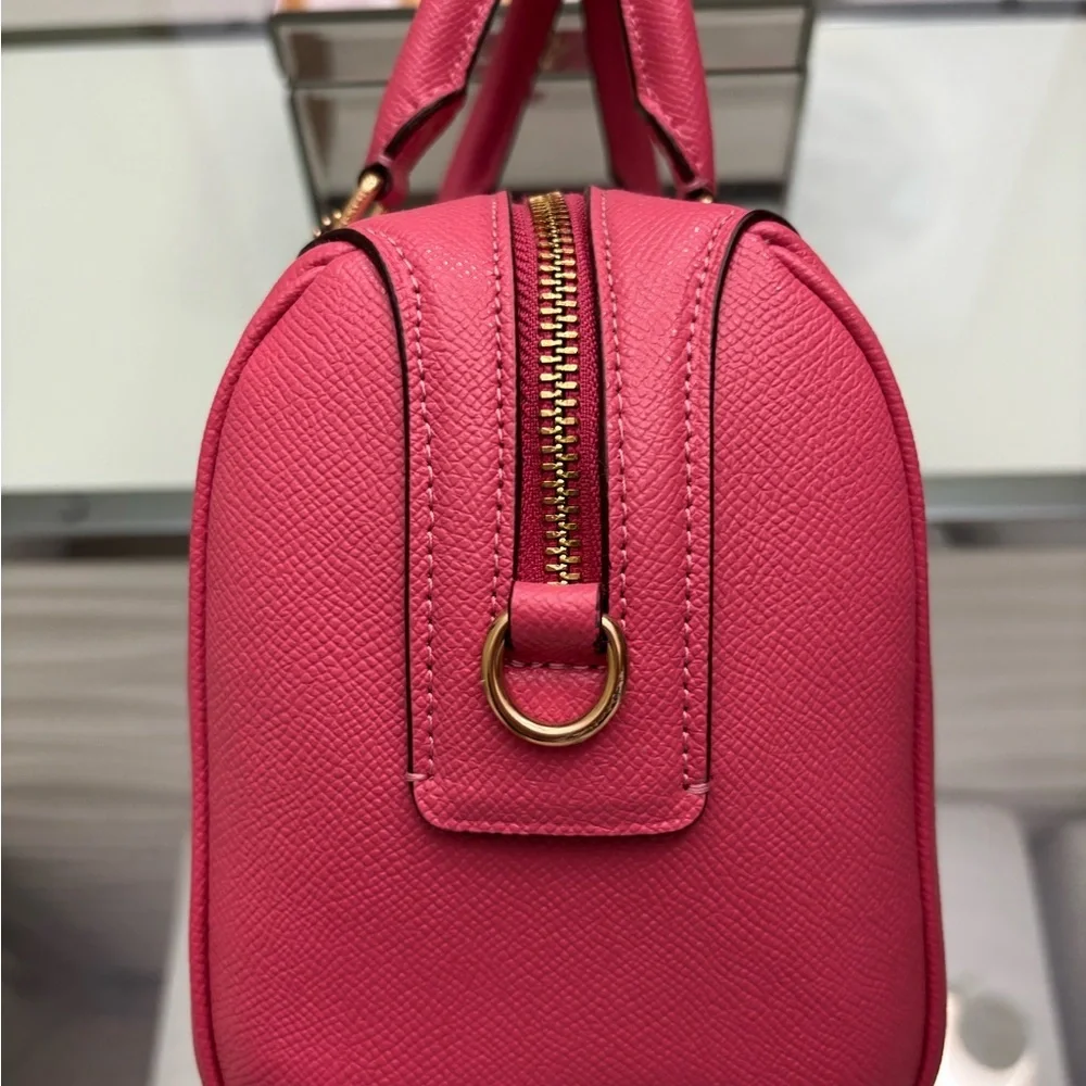 Authentic Coach Pink Mini Bennett/Excellent Condition - Picture 5 of 10